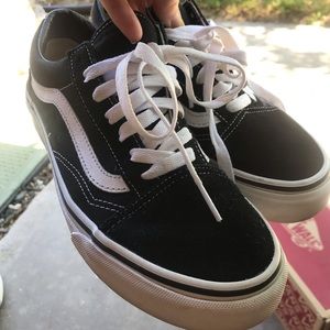 Black Old School Vans